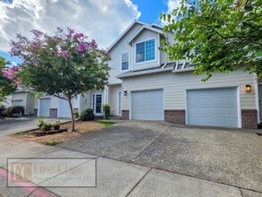 Building Photo - 773 SW 198th Pl