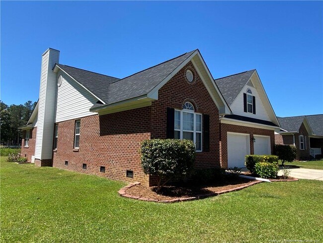 Foto del edificio - 6501 Ryefield Dr