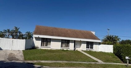 Building Photo - 20610 SW 120th Pl