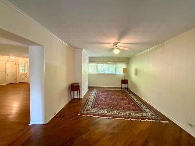 Foto del edificio - 1415 Burr Oak Dr