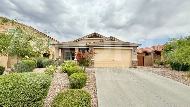 Building Photo - 2432 E Brigadier Dr