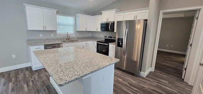 Foto del edificio - 217 Oak Ln Cir