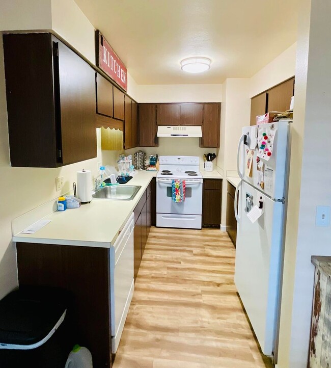 Foto del edificio - Elks Duplex (ED)
