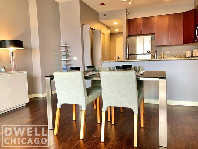 Foto del edificio - 732 S Clark St