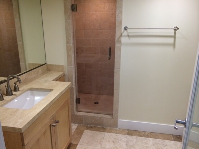 Foto del edificio - 304 S Elm Dr