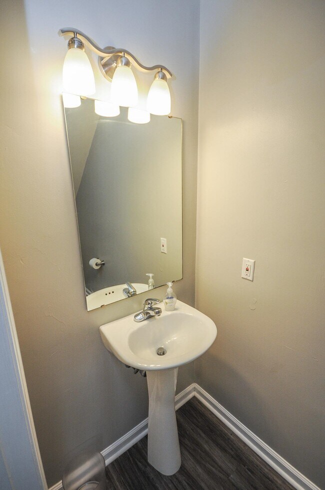 Foto del edificio - 4258 Augustus Oak Ct