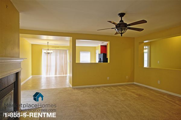 Building Photo - 216 Stonewood Crossing Dr