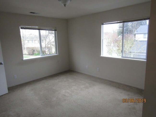 Building Photo - Great 2 bed, 2 bath, Condo in Bennett Valley!