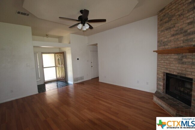 Foto del edificio - 4209 Adobe Dr