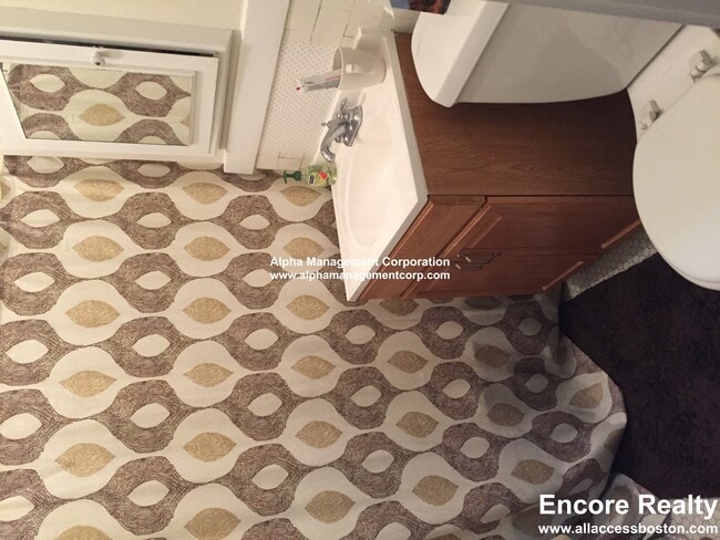 Building Photo - 17-19 Washington St. Unit 309