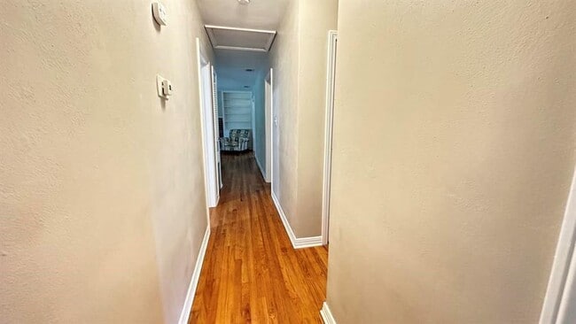 Foto del edificio - 4272 Springview Dr