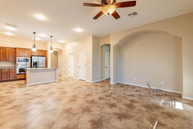 Building Photo - 13695 W Jesse Red Dr