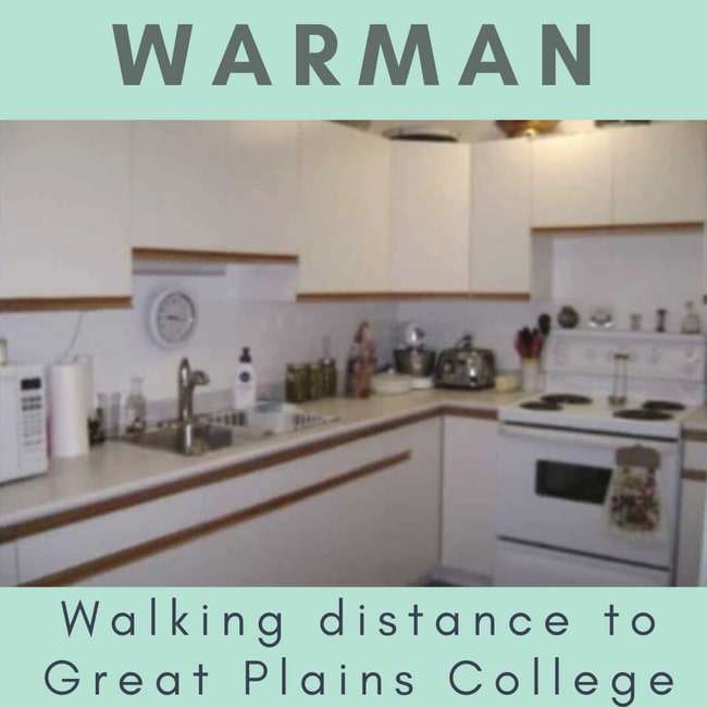 Building Photo - 421 Peter St