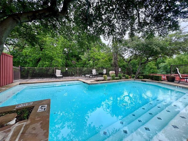 Foto principal - 4777 Cedar Springs Rd