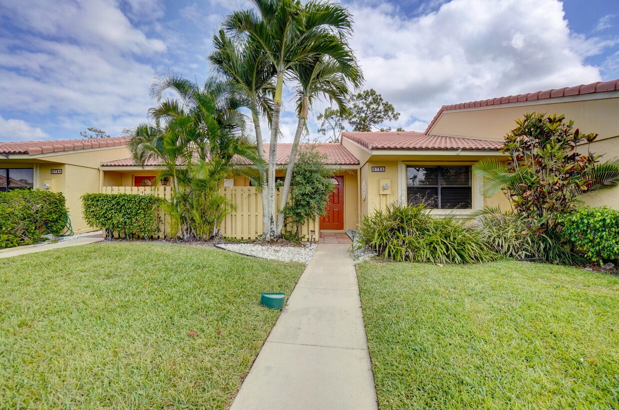 6732 Bridlewood Ct, Boca Raton, FL 33433 House for Rent in Boca Raton