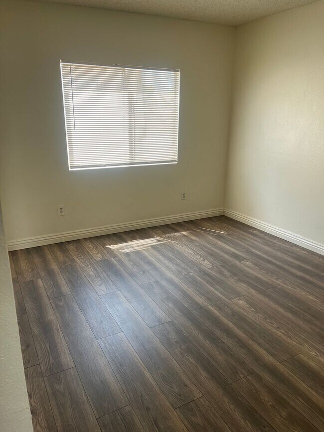 Foto del edificio - 2710 Eldora Cir
