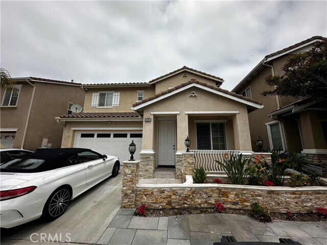 Foto principal - 8207 Jasmine Dr