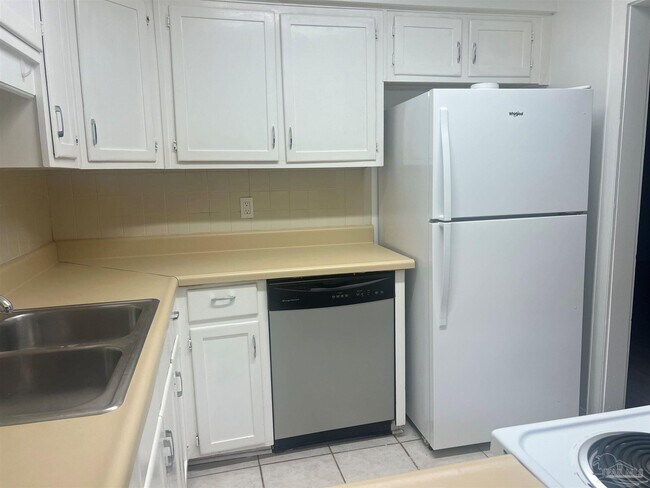 Foto del edificio - 7225 W Fairfield Dr