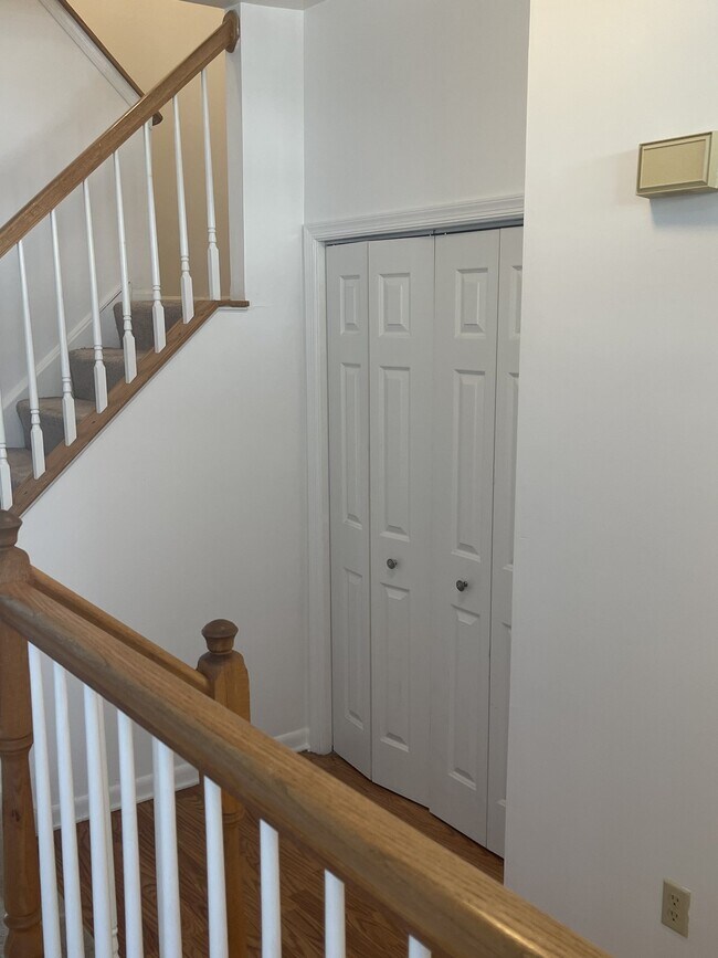 Building Photo - 124 Richards Ln