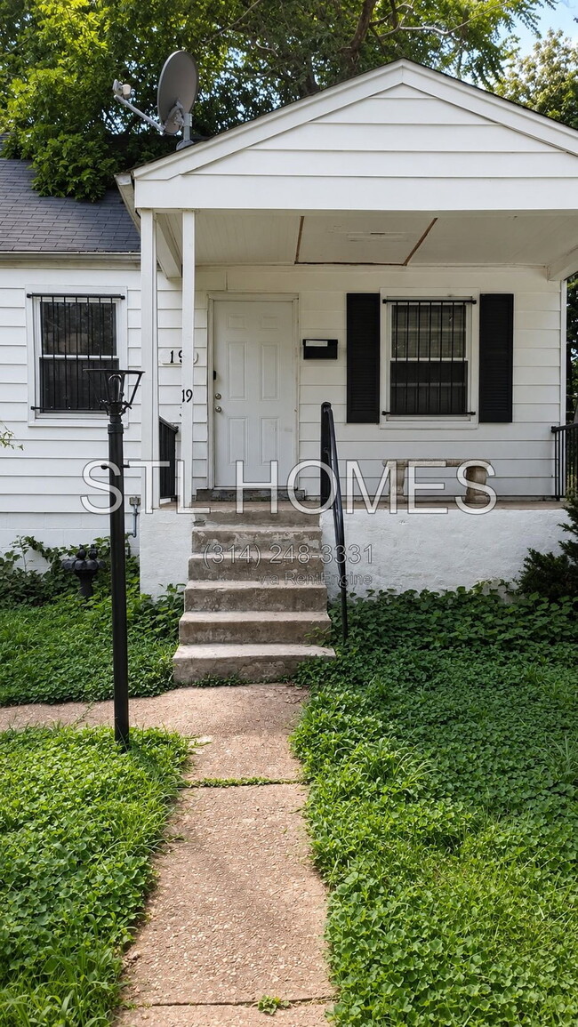 Building Photo - 19 N Harvey Ave