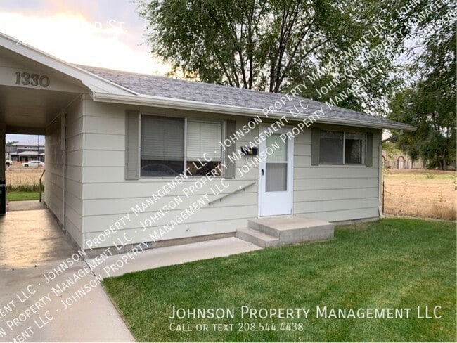 Foto del edificio - 1330 E 3rd St