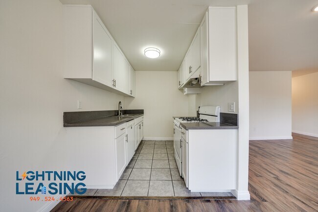 Building Photo - 6543 Sepulveda Blvd