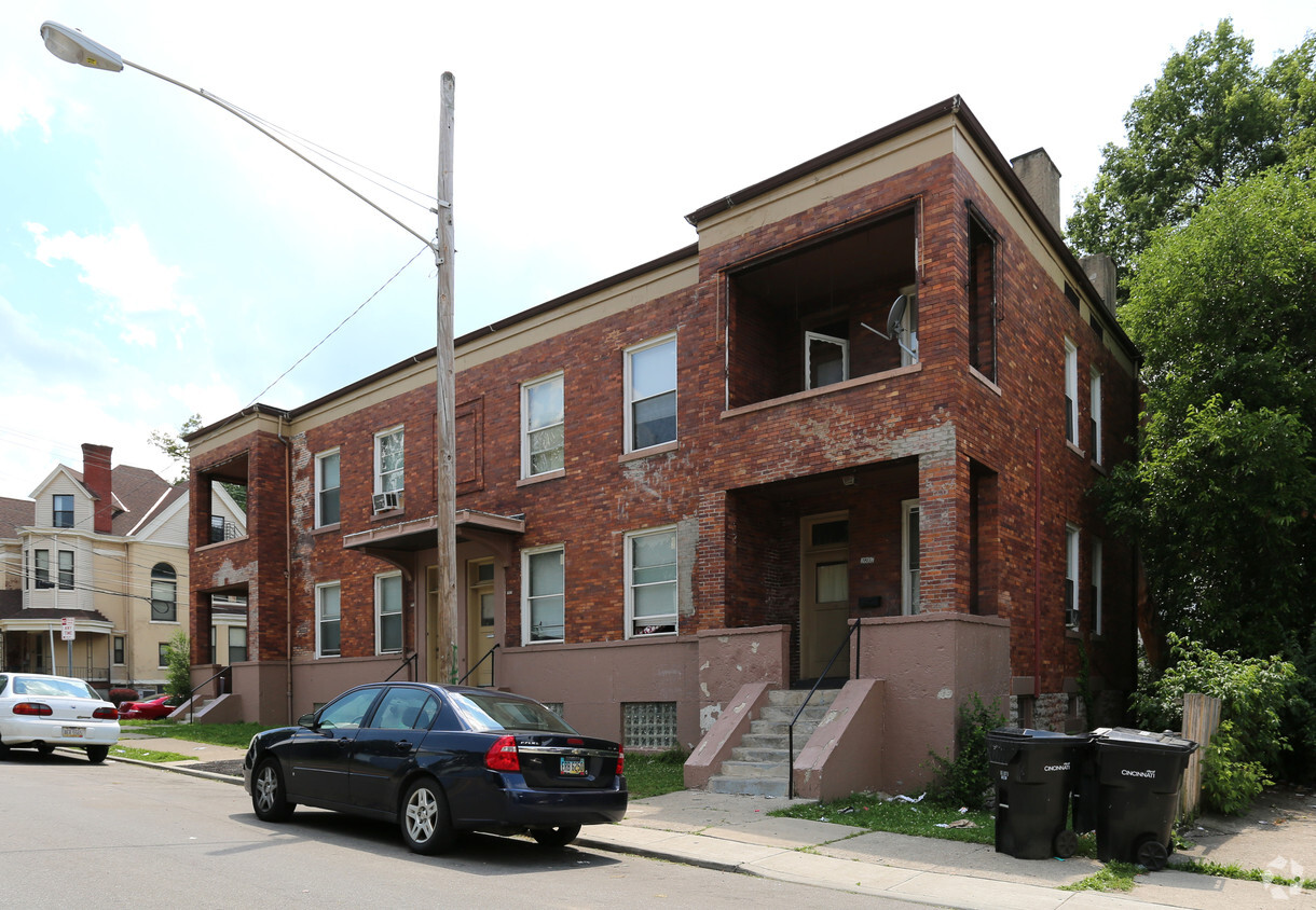 Building Photo - 2801-2807 Bellevue Ave