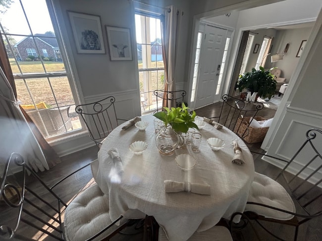 Foto del edificio - 3378 Poplar Hill