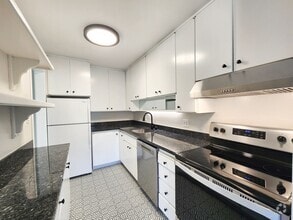 Building Photo - 847 N Humboldt St