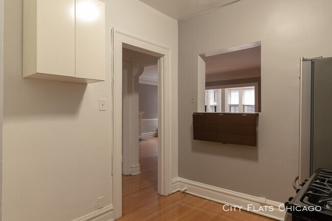 Foto del edificio - 439 W Melrose St