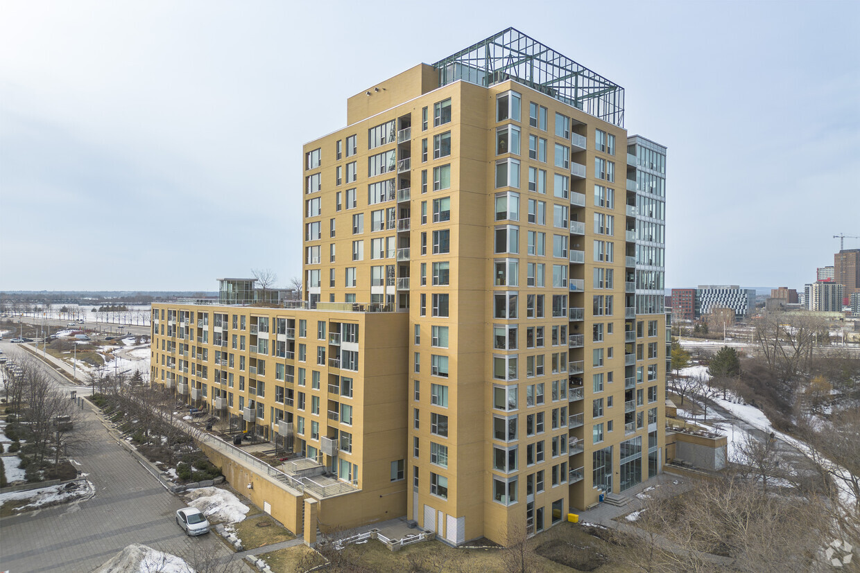 Building Photo - LeBreton Flats 2