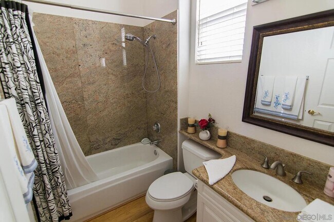 Building Photo - 5015 Manor Ridge Ln