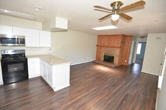 Building Photo - 1150 Ocean Pebbles Way