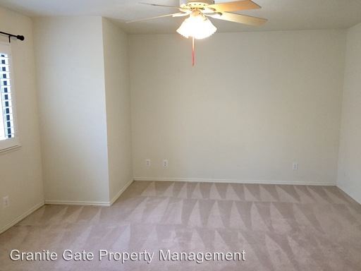 Building Photo - 3170 Newport Ter