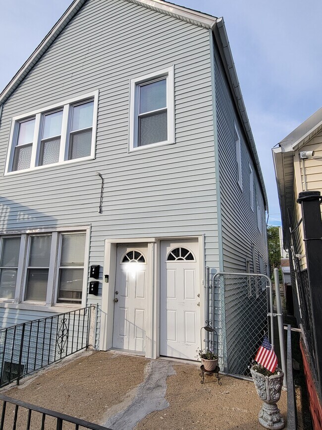 Foto del edificio - 2853 S Farrell St