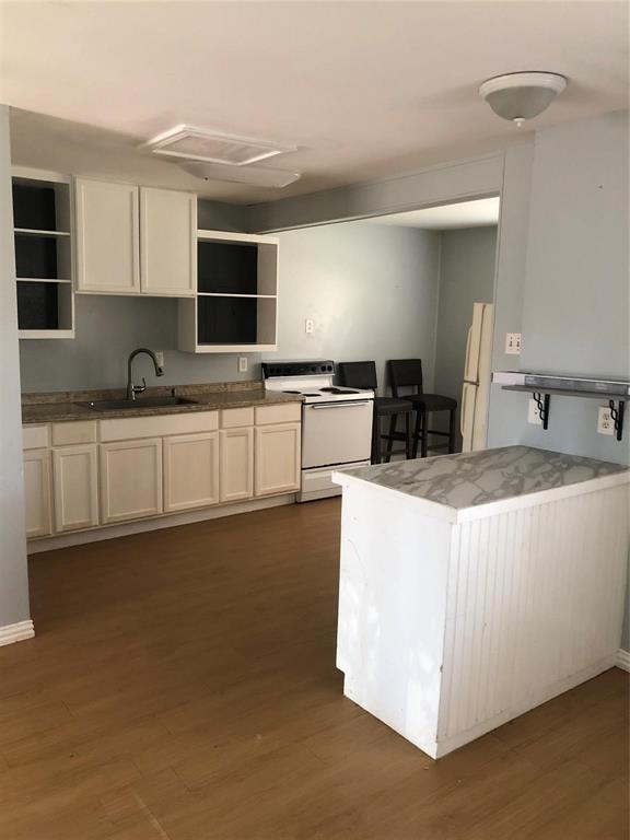 1360 Fish Hatchery Rd Unit B, Huntsville, TX 77320 Room for Rent in