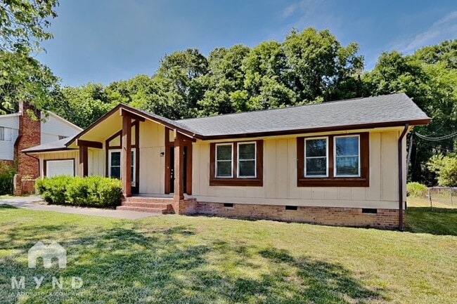 Building Photo - 1418 Gaston Way