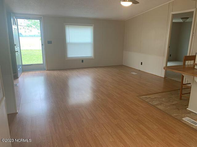 Foto del edificio - 200 N Indiantown Rd