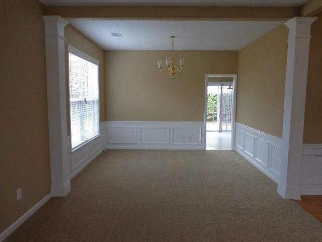 Foto del edificio - 4615 Ridgefair Dr