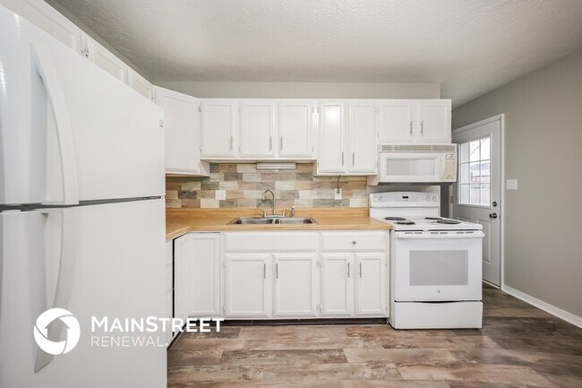 Building Photo - 5125 Gringo Dr