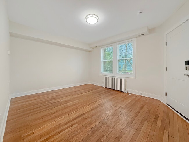 Building Photo - 4800 3rd St NW