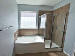 Building Photo - 1050 Forest Haven Ct