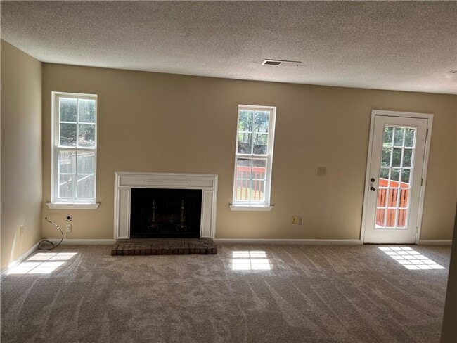Building Photo - 1668 Cedar Bluff Way