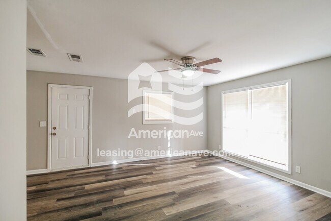 Foto del edificio - 845 Baxley Way