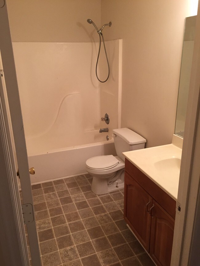 Building Photo - 1804 Cedar Shoals Dr