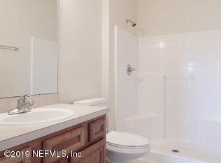 Foto del edificio - 8215 Green Parrot Rd