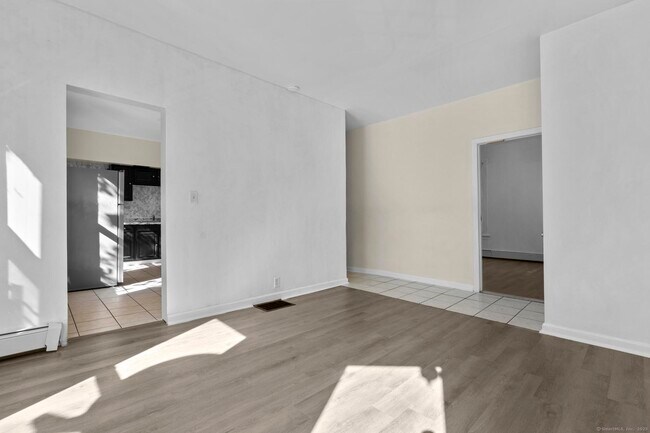 Foto del edificio - 141 Crown St