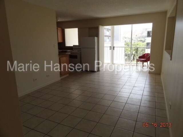 Building Photo - 2609 Ala Wai Blvd