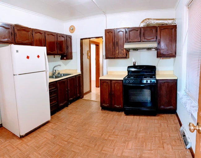 Photo - 2934 S Keeley St Apartment