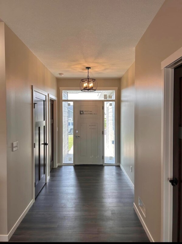 Building Photo - 156 Sandstone Dr NW